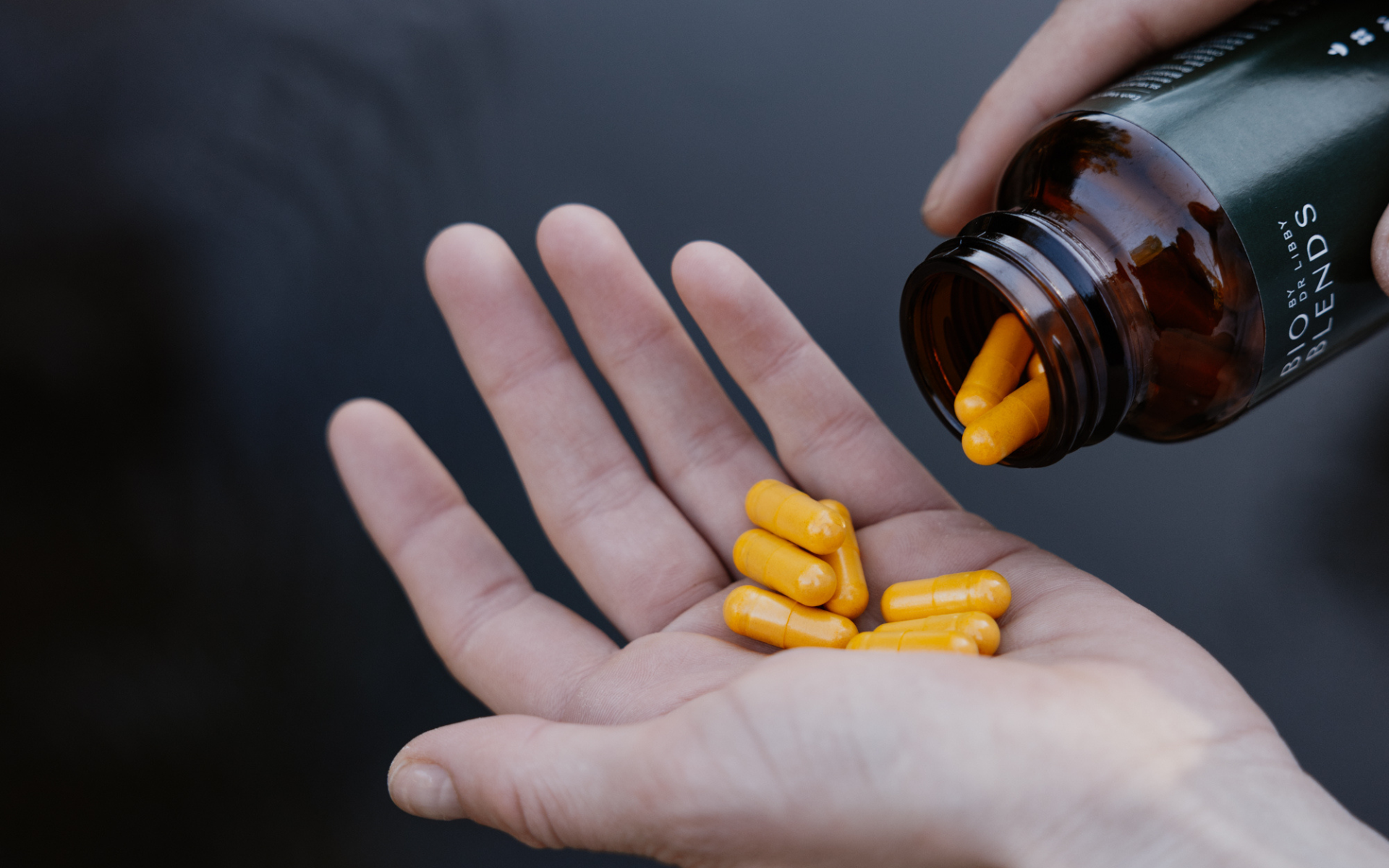 organic zinc tablets in hand